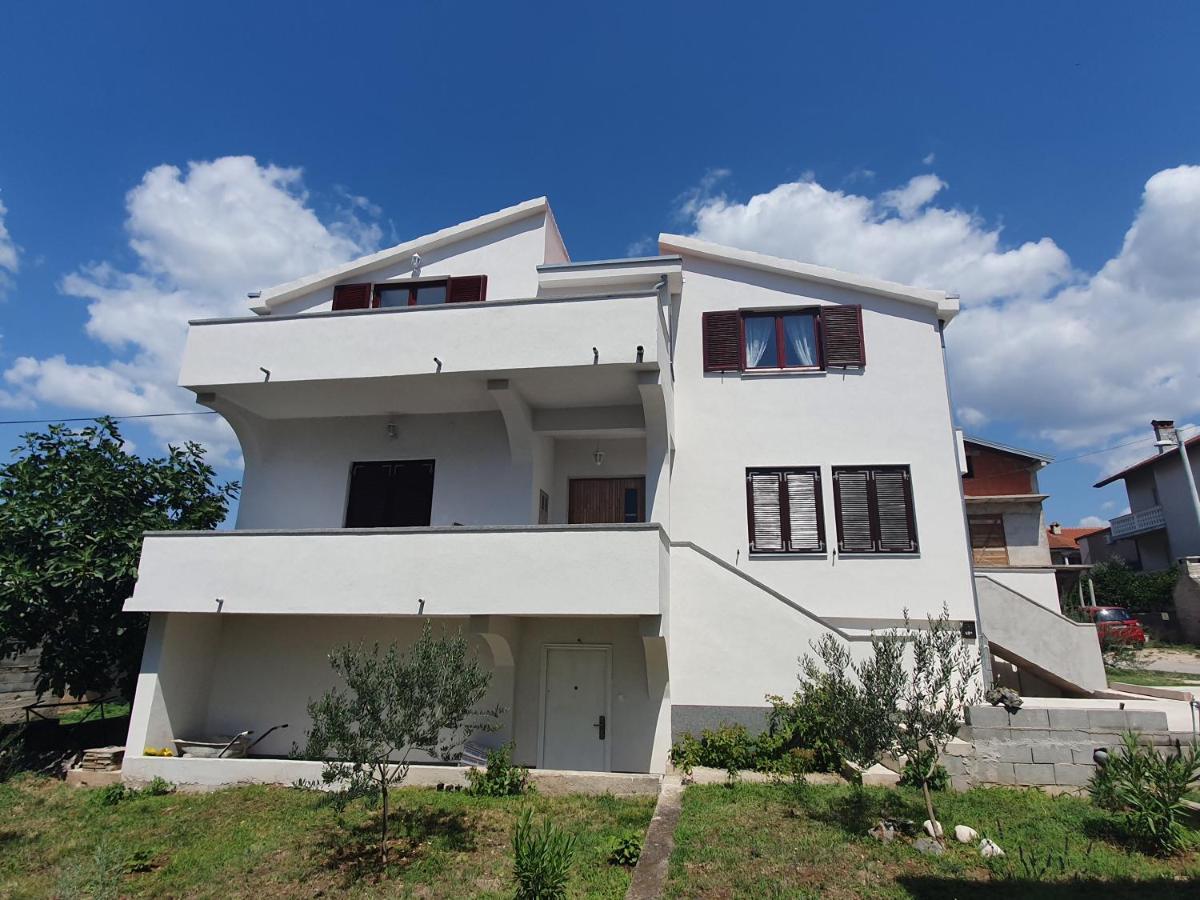 Blue Horizon - Apartment With 2 Terraces Zadar Exterior photo